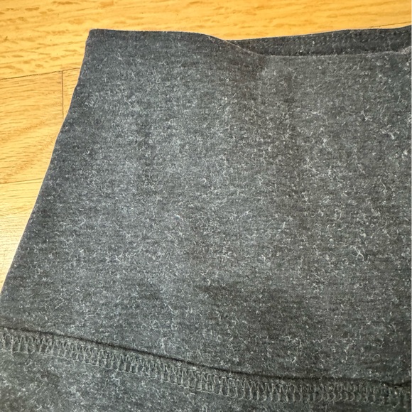 Beyond yoga shorts set - Picture 2 of 5